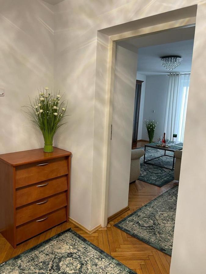 Green Apartment Kolo  Exterior photo